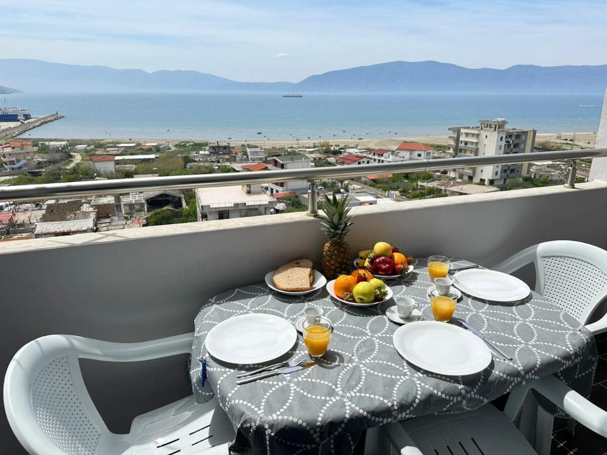 Trea Accomodations - Port Side Вльора Екстер'єр фото